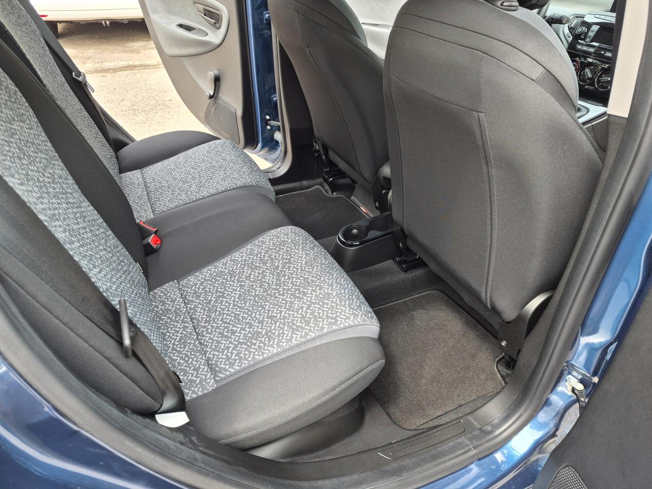 LANCIA Ypsilon 1.0 FireFly 5 posti Hybrid - No vincoli finanz.