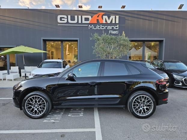 PORSCHE Macan 2.0