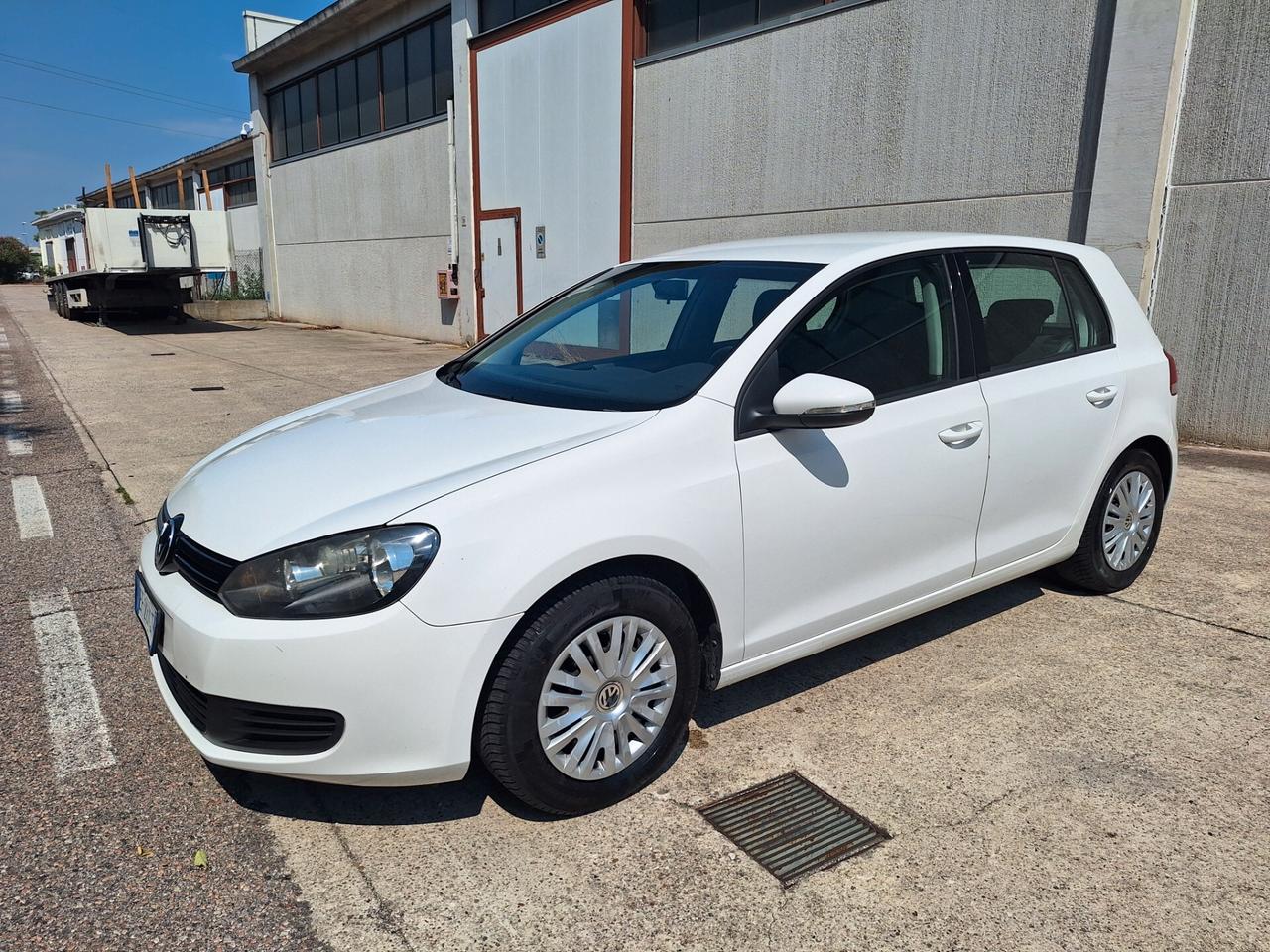 Volkswagen Golf bifuel gpl