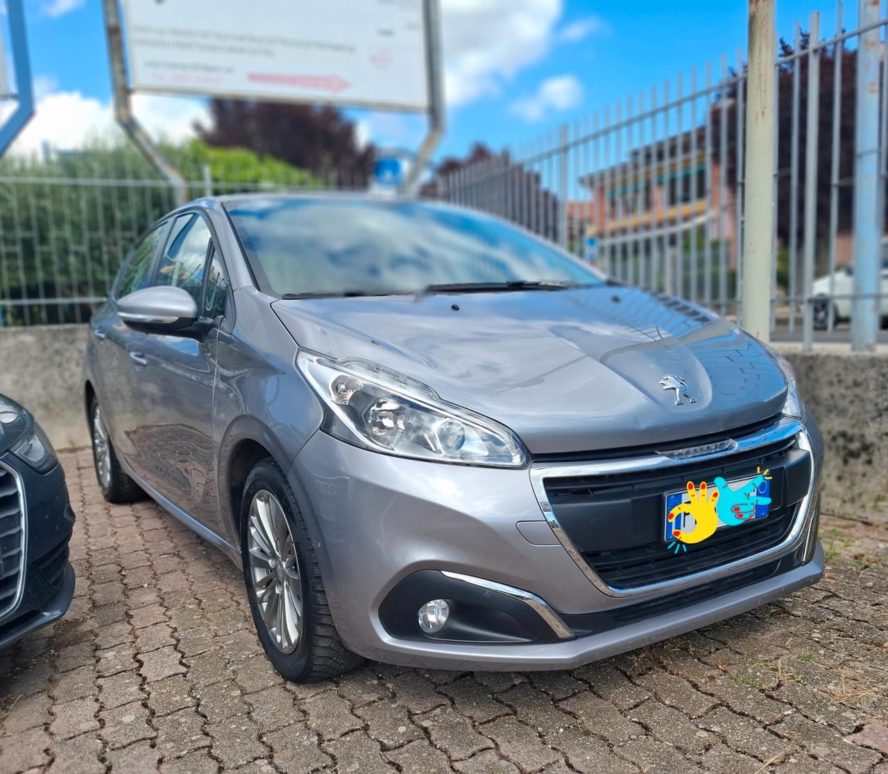 Peugeot 208 PureTech 82 5 porte Allure