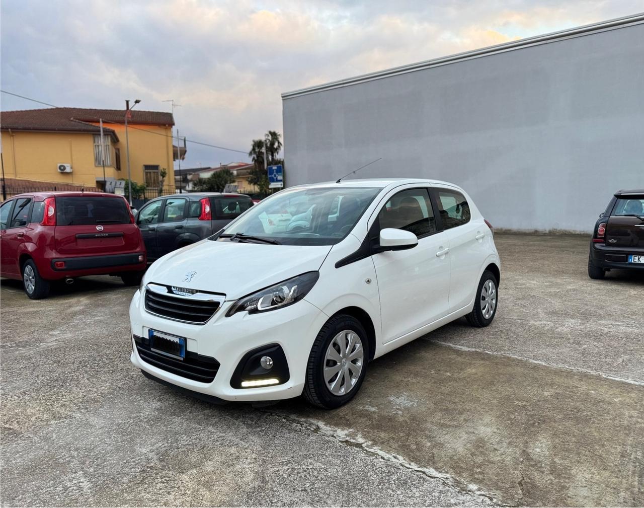 Peugeot 108 VTi 68 5 porte Allure TOP!