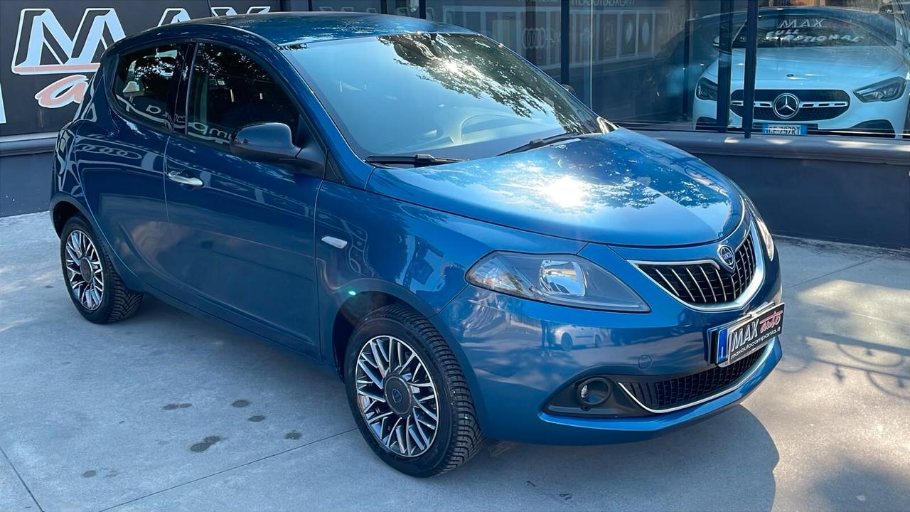 Lancia Ypsilon 1.2 69 CV 5 porte GPL Gold