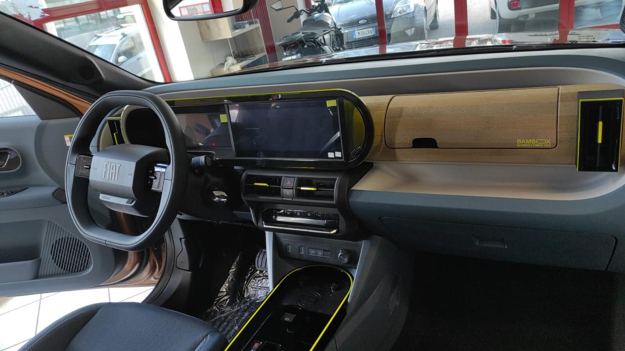 FIAT GRANDE PANDA IBRIDA LA PRIMA