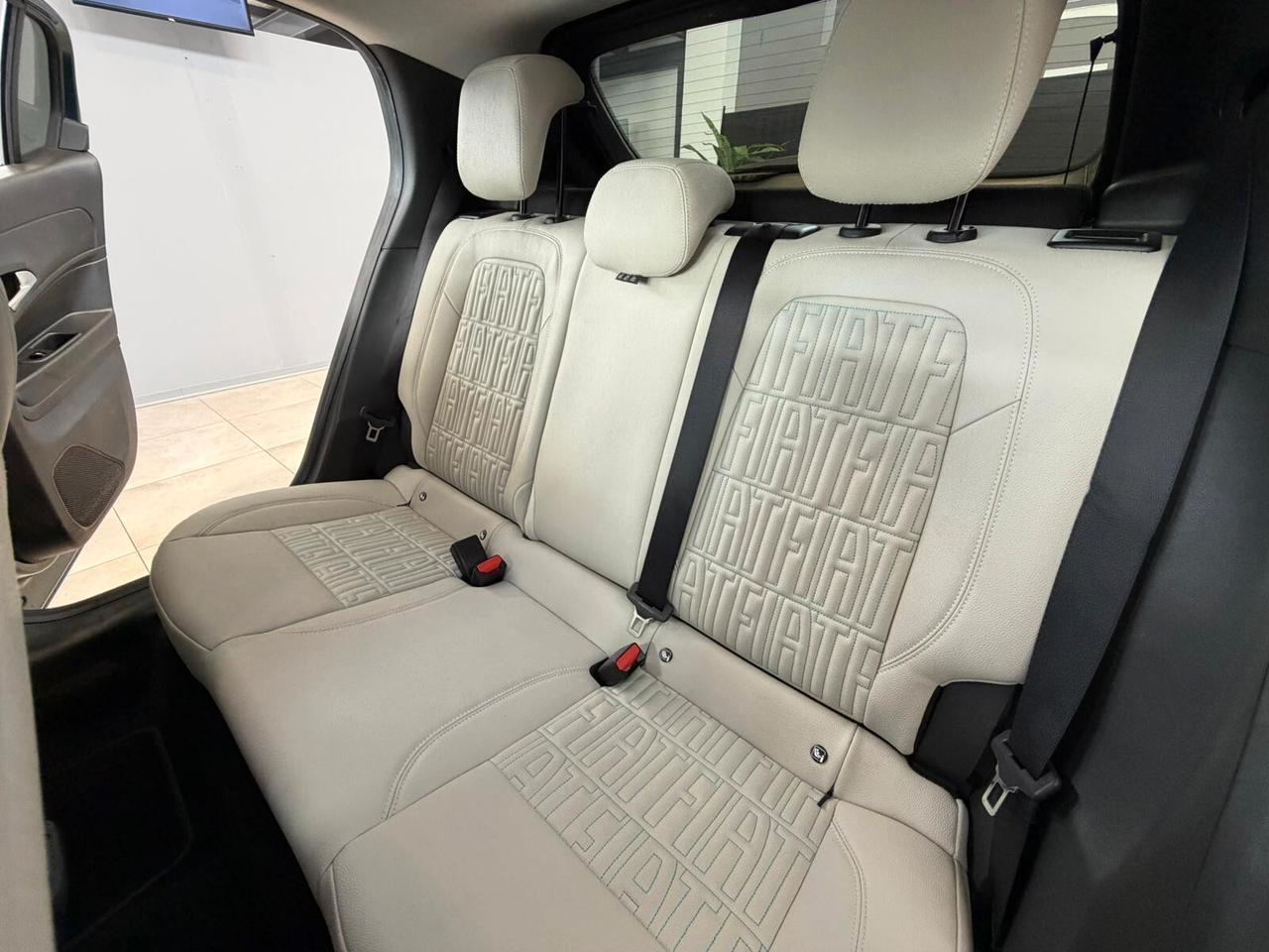 Fiat 600 Hybrid 100 CV DCT MHEV La Prima