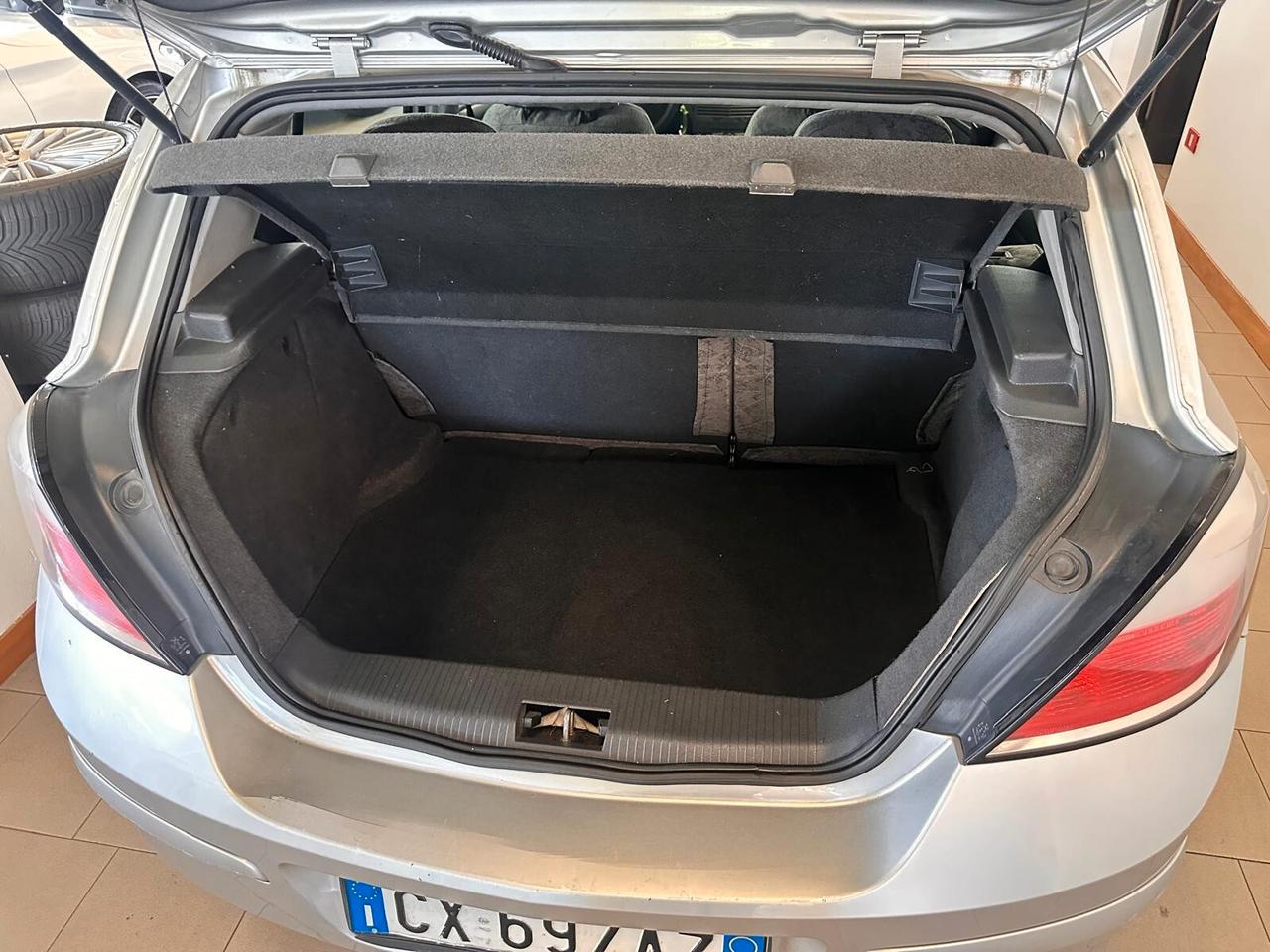 Opel Astra 1.7 CDTI 101CV 5 porte Cosmo