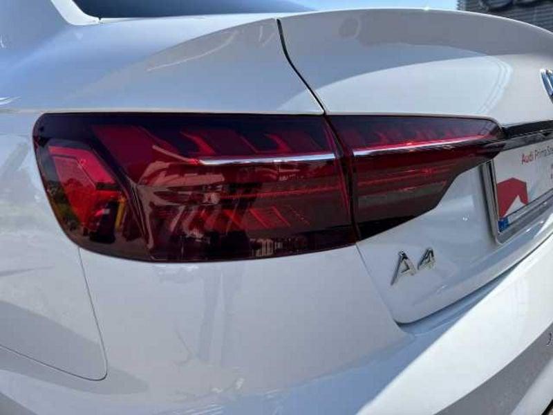 Audi A4 V 2019 Berlina 30 2.0 tdi mhev S line edition 136cv s-tronic