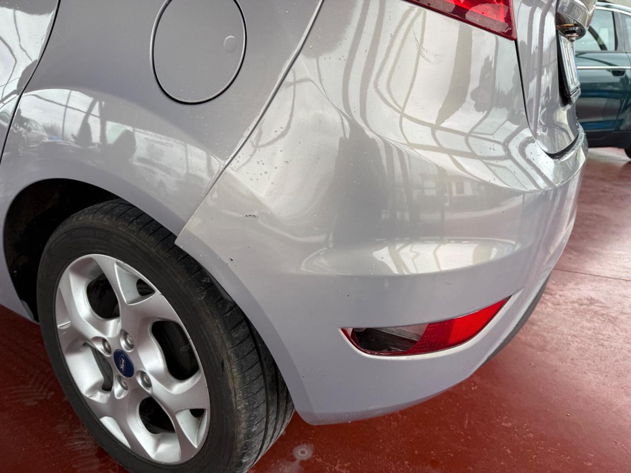 Ford Fiesta 1.4 Diesel - Neopatentati - Tagliandi certificati
