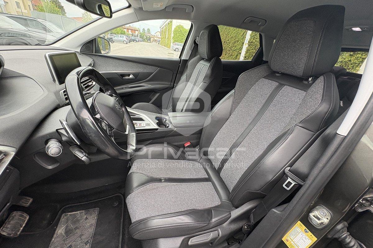 PEUGEOT 3008 BlueHDi 130 S&S EAT8 Allure