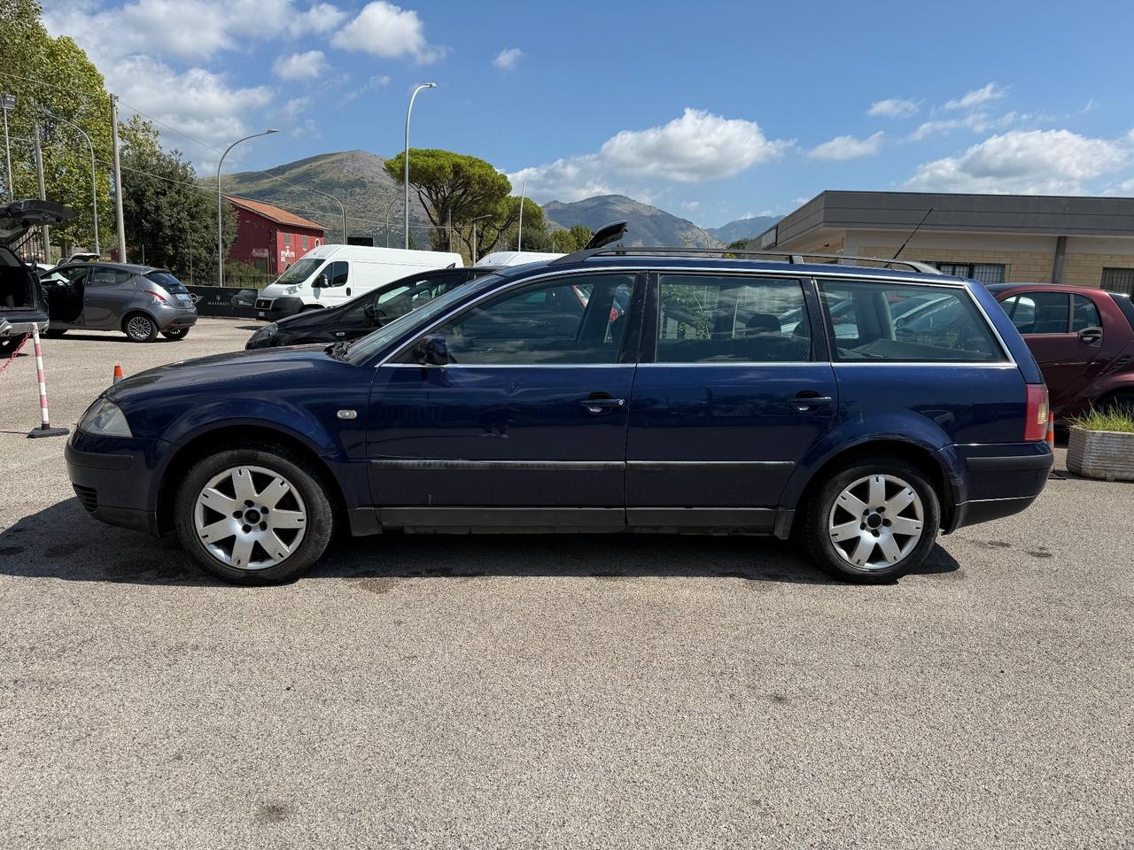 Volkswagen Passat 1.9 TDI/130 CV cat Var. T.line