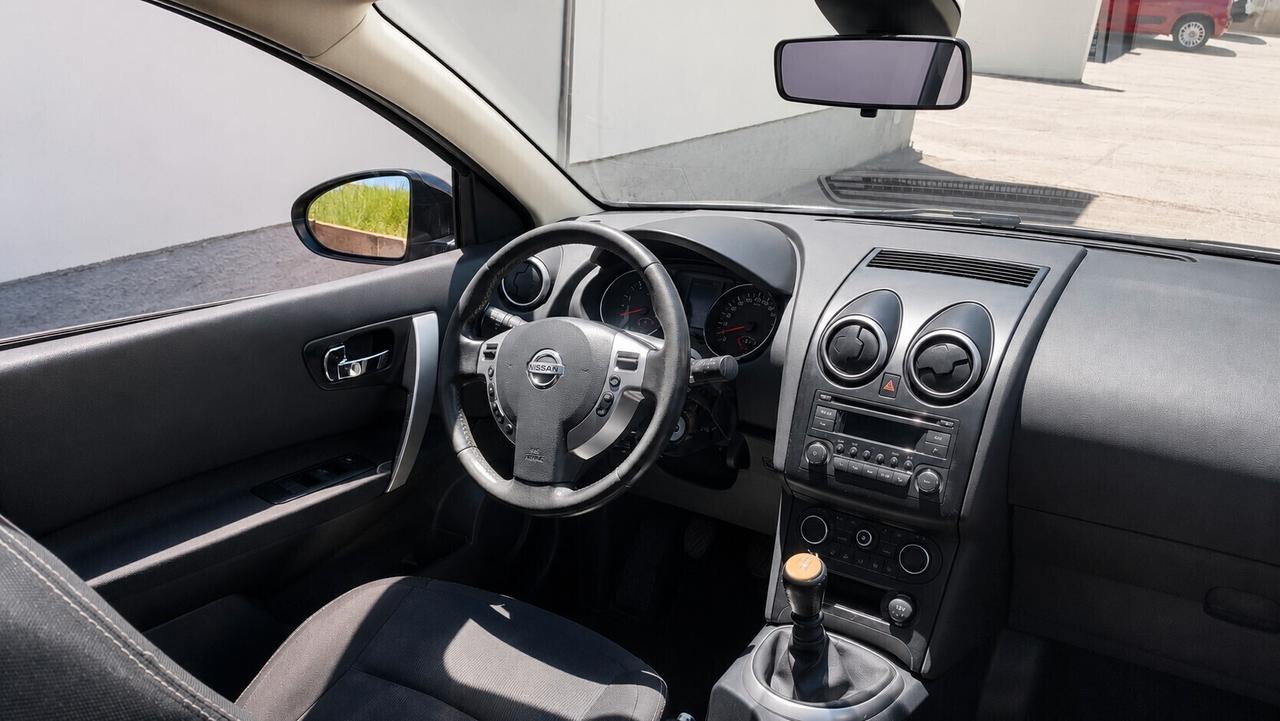 NISSAN QASHQAI - 7 POSTI - TETTO PANORAMICO