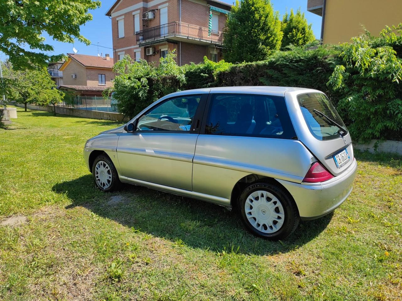 Lancia Y 1.2i cat Elefantino Blu