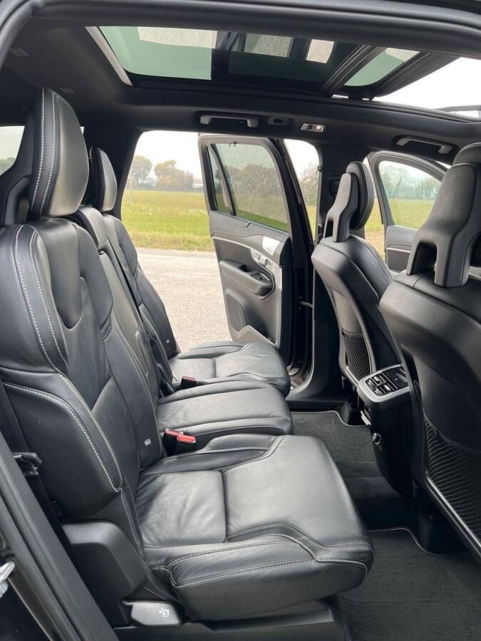 Volvo XC 90 B5 (d) AWD Geartronic 7 posti R-design