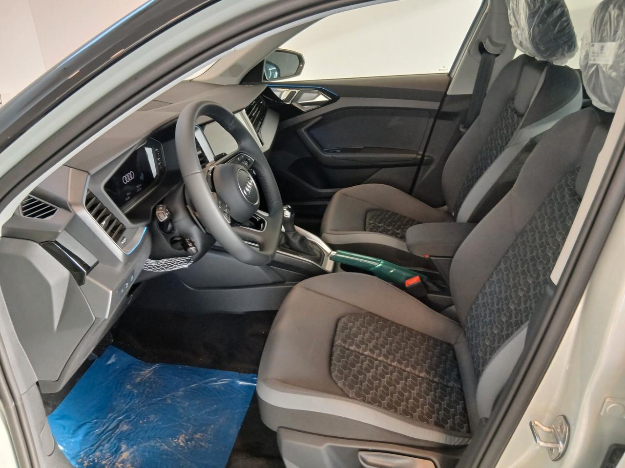 Audi A1 SPB 30 TFSI S tronic Identity Black NUOVA tua per € 312 mese