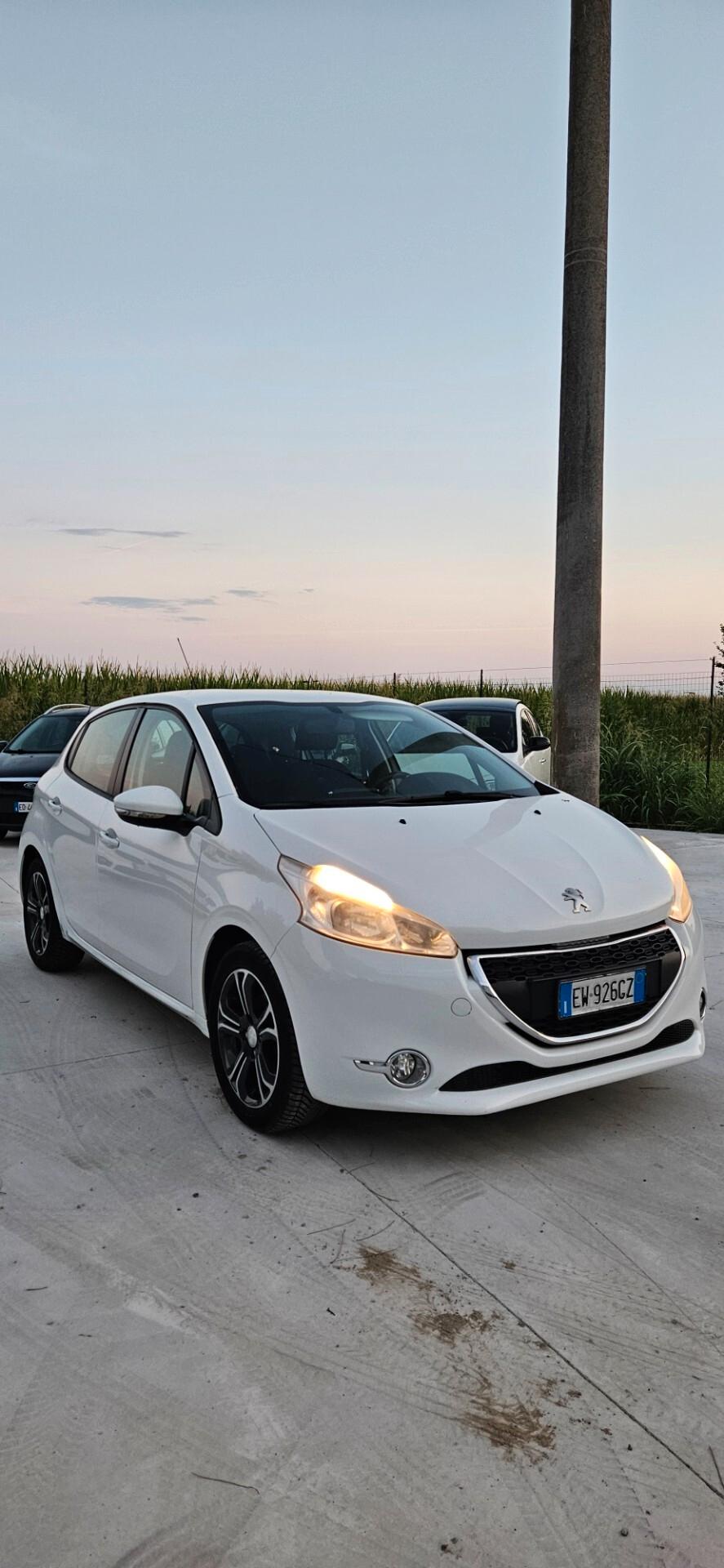 Peugeot 208 1.2 VTi 82 CV 5 porte Active