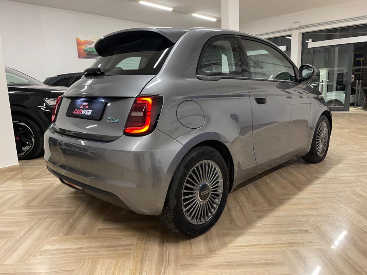 FIAT 500e 43KW Navy 2022