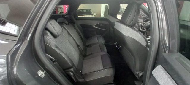 PEUGEOT 5008 Hybrid 136 e-DCS6 Allure