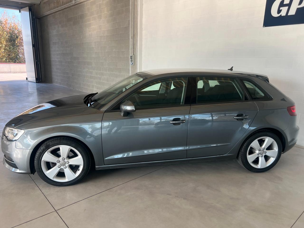 Audi A3 SPB 1.6 TDI Ambiente TUTTA TAGLIANDATA AUDI OK NEOPATENTATI