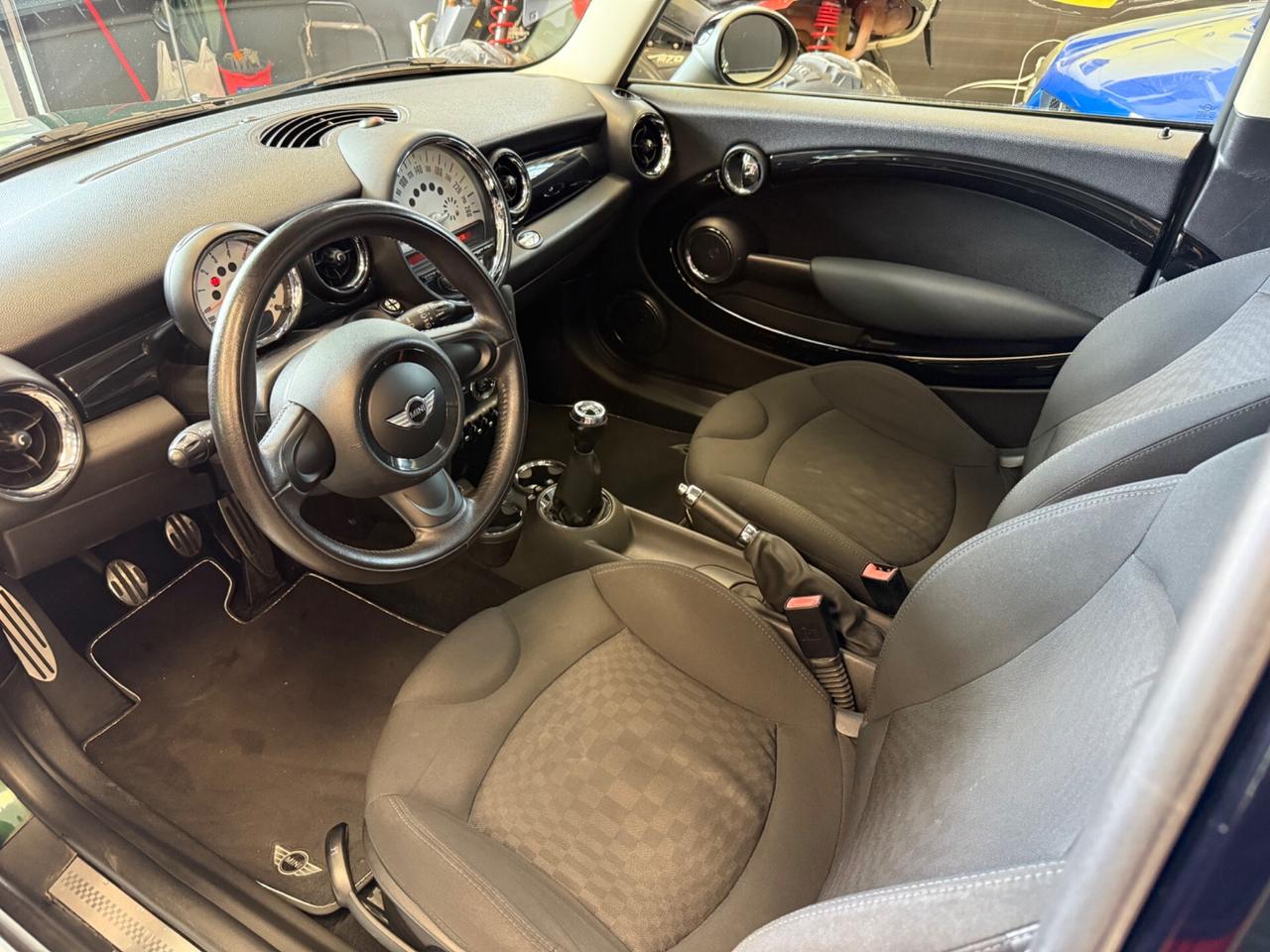 Mini Cooper SD 2.0 143cv 2013