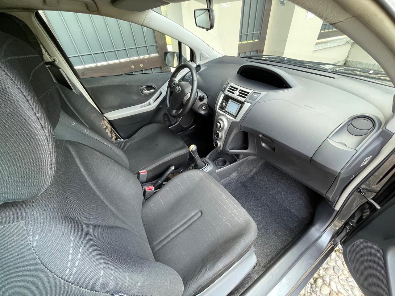 Toyota Yaris 1.3 Navi *UNICO PROPRIETARIO*