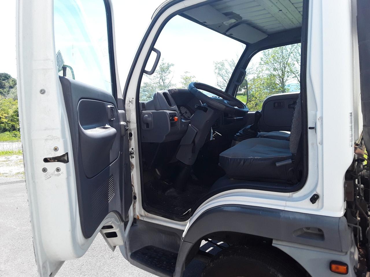 Nissan cabstar