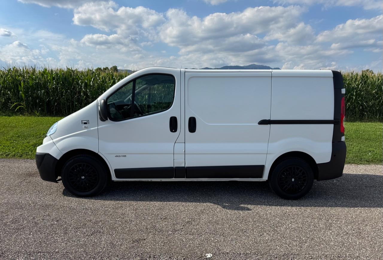 RENAULT TRAFIC 2.0 CTDI 115 FURGONE AUTOCARRO Van