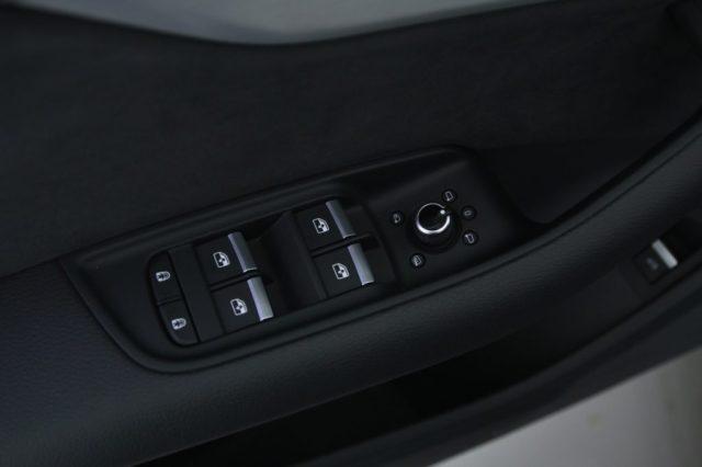 AUDI Q7 50 TDI quattro tip. S line Edition Black plus /7p.