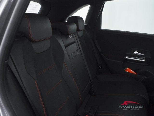 MERCEDES-BENZ B 180 180 d Automatic Premium