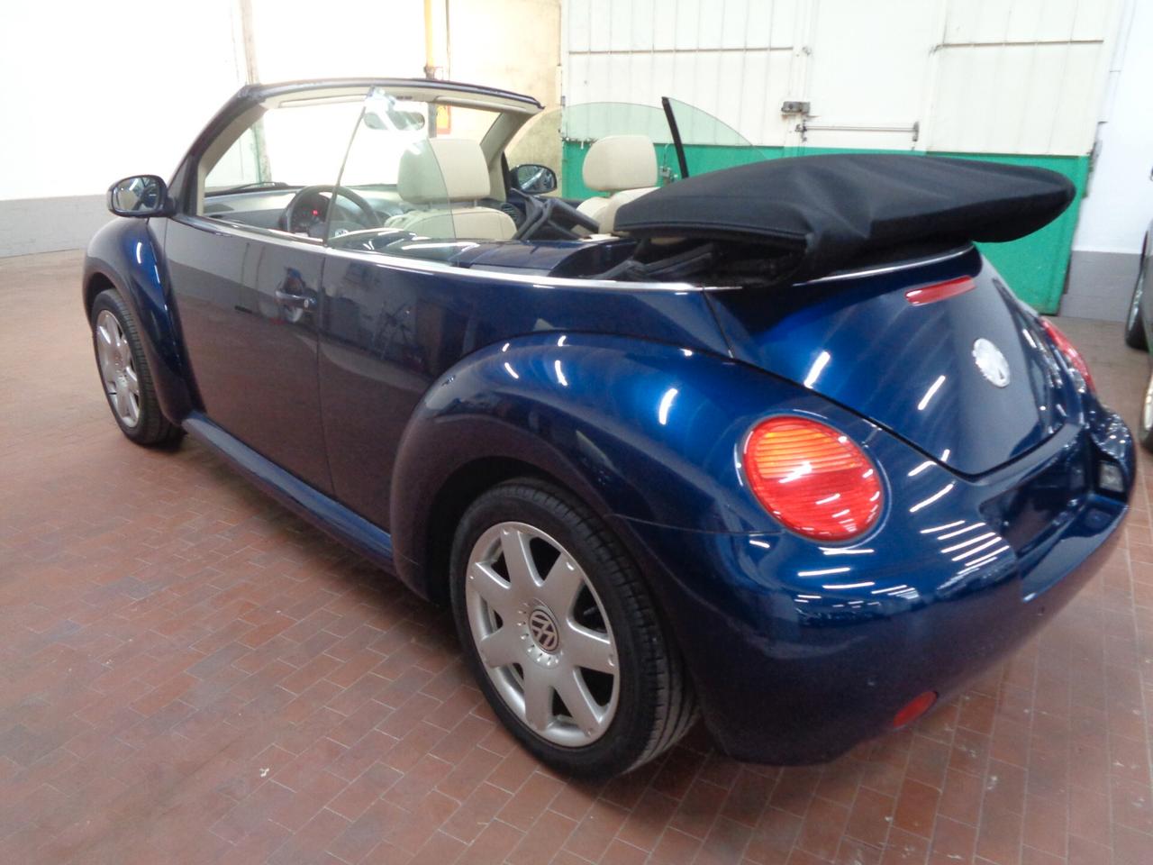 Volkswagen New Beetle 2.0 Cabrio