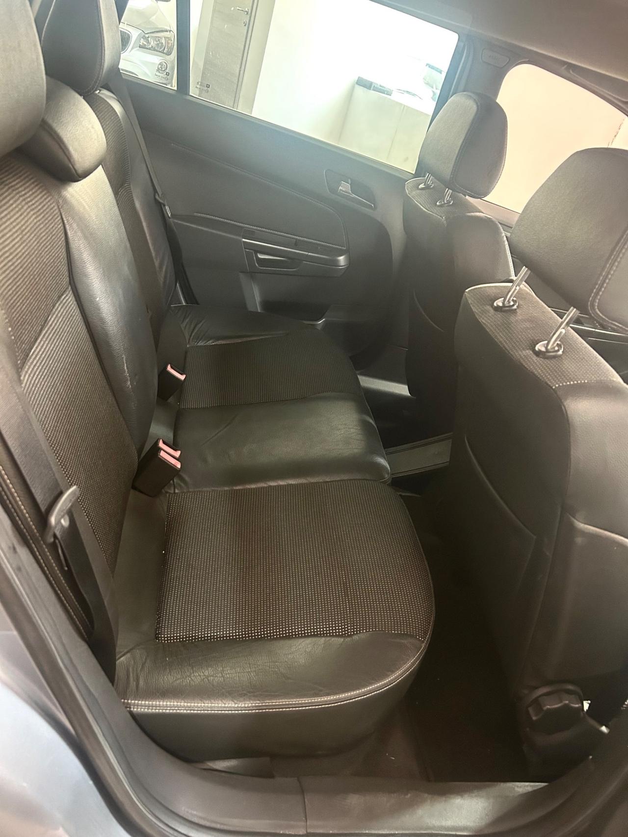 Opel Astra 1.9 CDTI 120CV Station Wagon Cosmo