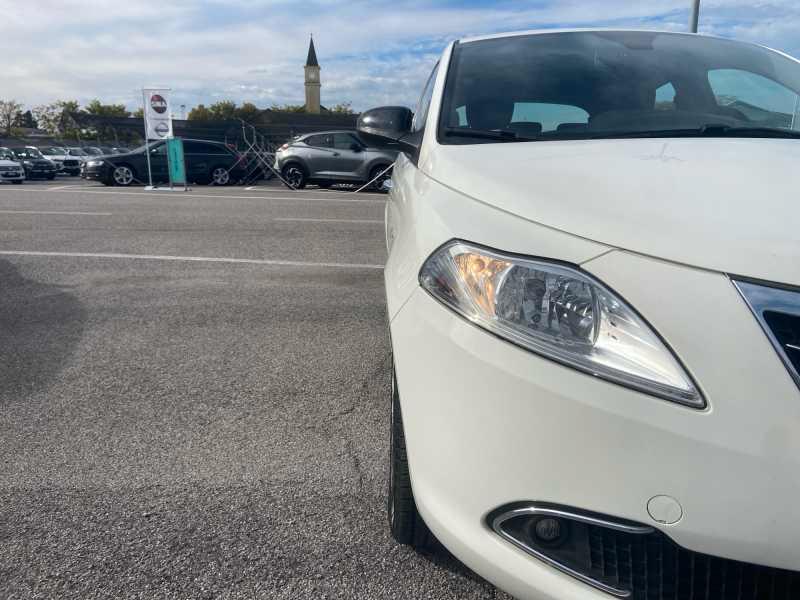 LANCIA Ypsilon 1.2 8v Gold c/CL 69cv