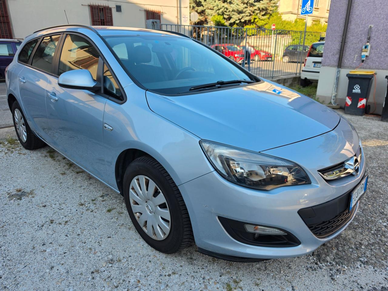 Opel Astra 1.6 CDTi 110CV Sports Tourer Elective Euro6 solo km 111370