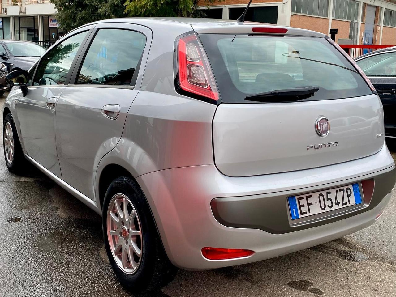 Fiat Punto Evo FIAT PUNTO EVO 1.3 MJT DYNAMIC 75CV - NEOPATENTATI