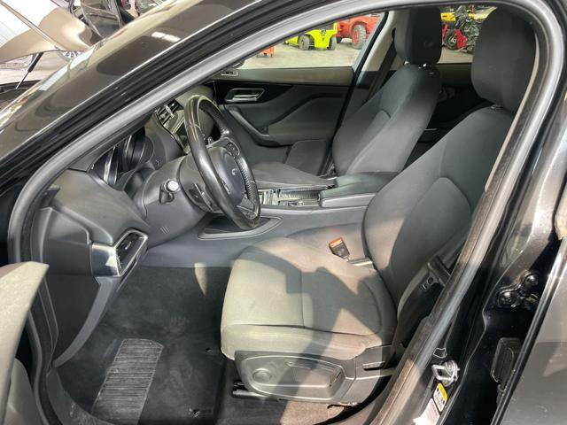 JAGUAR F-Pace 2.0 D 180CV AWD AUT. PURE