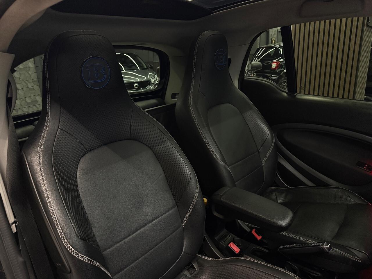 Smart ForTwo 70 1.0 twinamic BRABUS Style