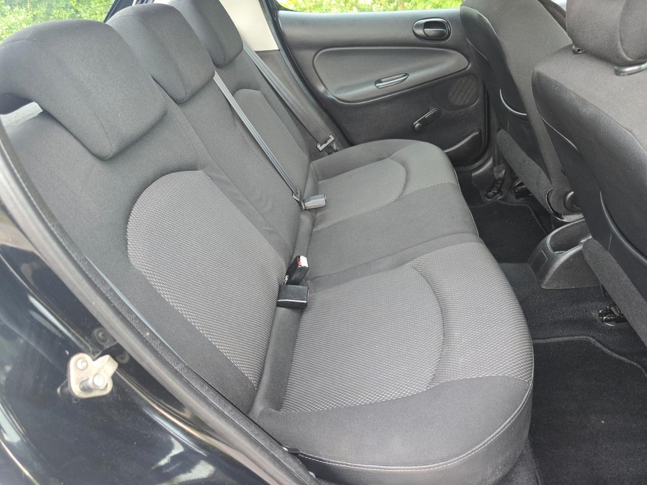 Peugeot 206 1.4 Benzina NEOPATENTATI