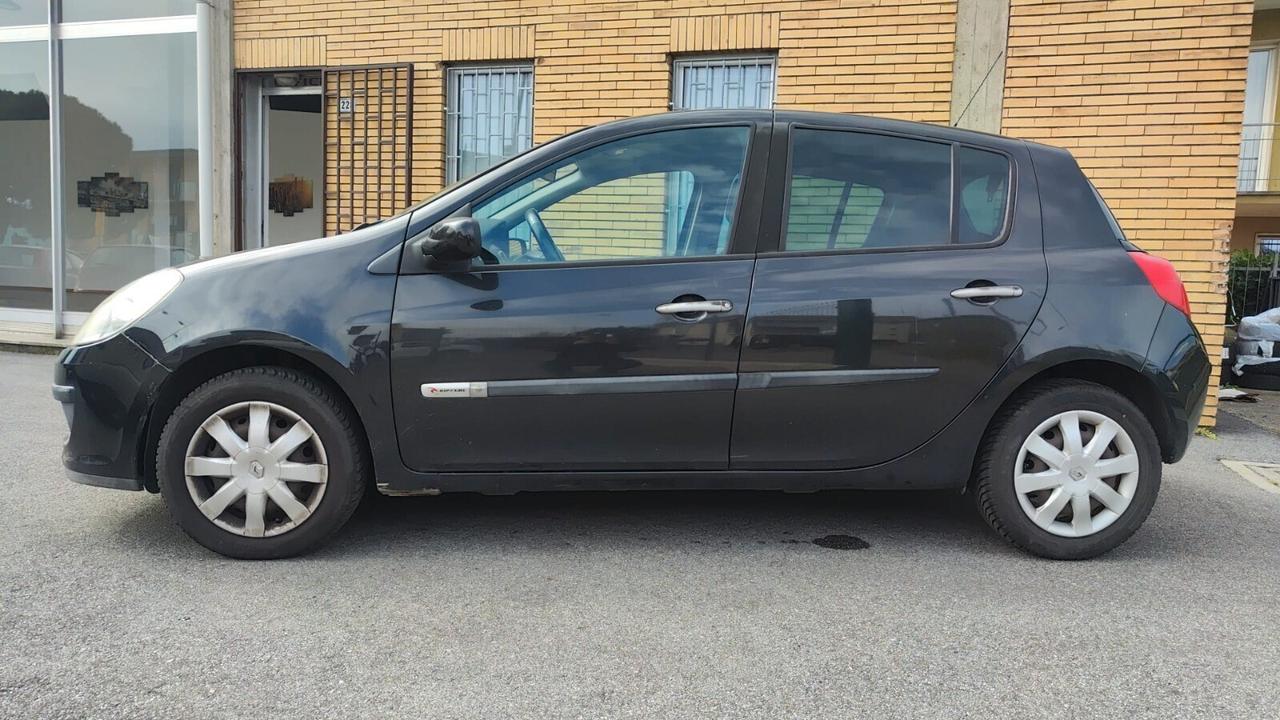 Renault Clio 1.2 16V 5 porte Rip Curl
