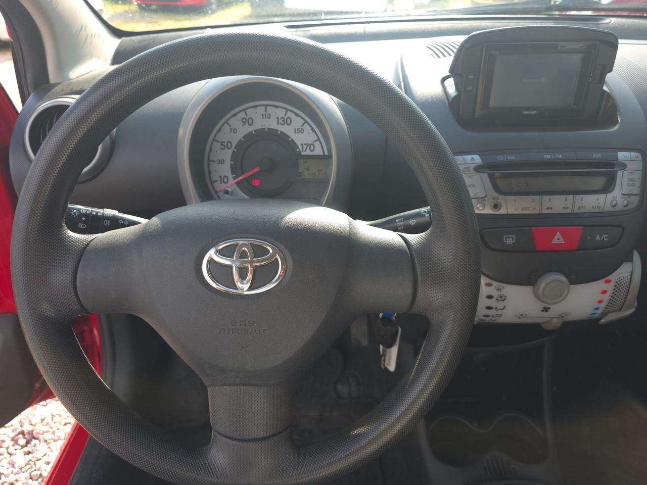 Toyota Aygo 1.0 12V VVT-i 5 porte Orange Connect