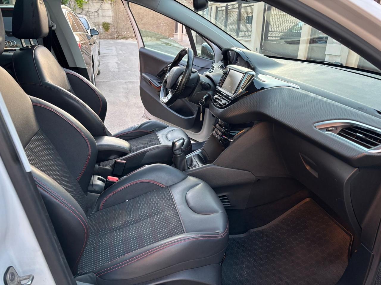 Peugeot 208 BlueHDi 100 5 porte GT Line