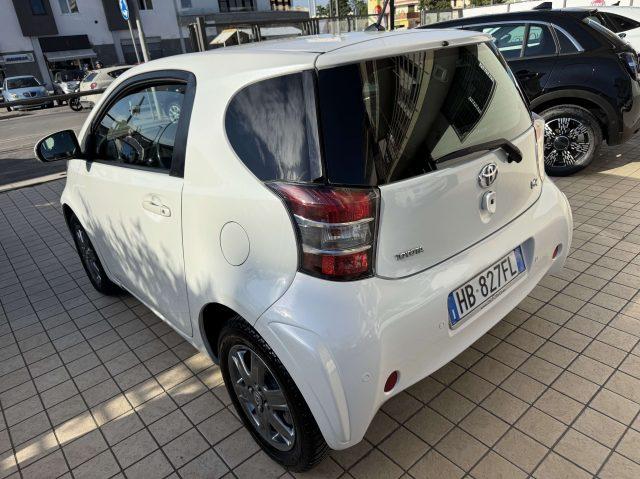 TOYOTA iQ 1.0 Sol cvt