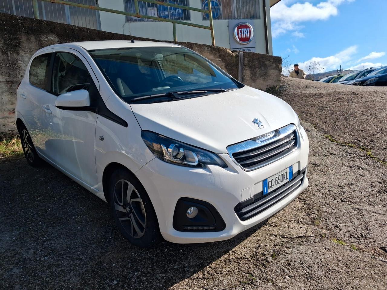 Peugeot 108 VTi 72 S&S 5 porte Allure