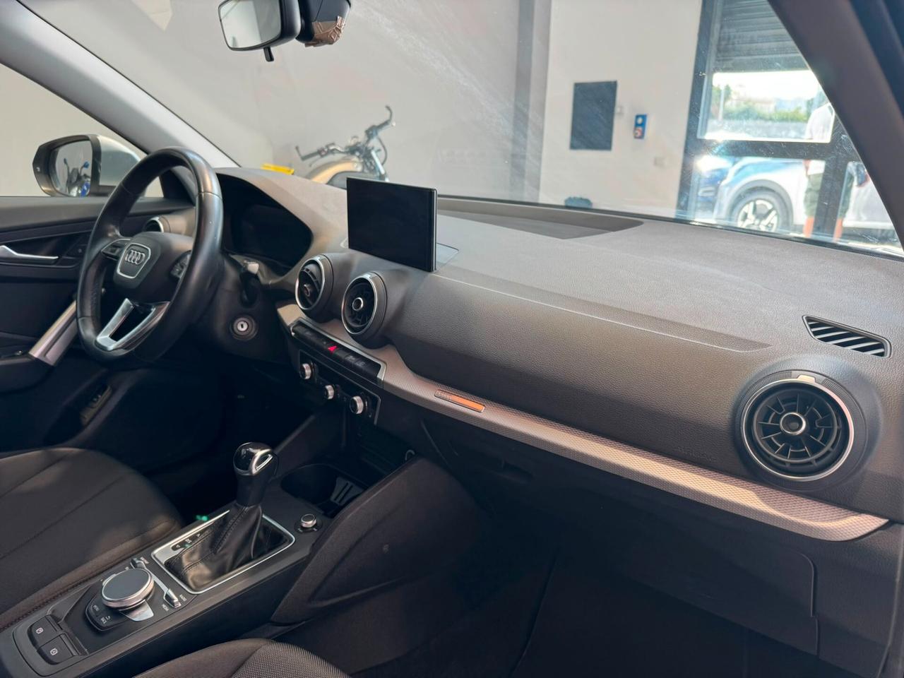 Audi Q2 35 TFSI S tronic Business Advanced