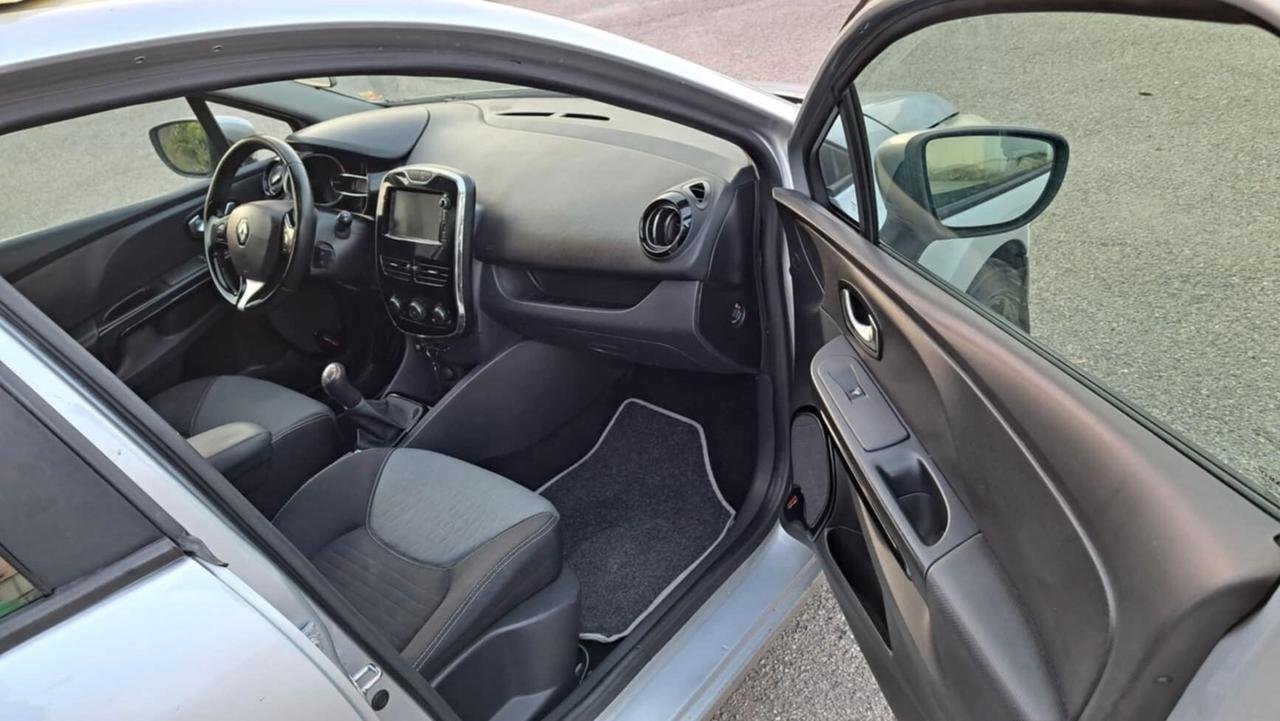 Renault Clio 1.2 16V 5 porte GPL Yahoo!