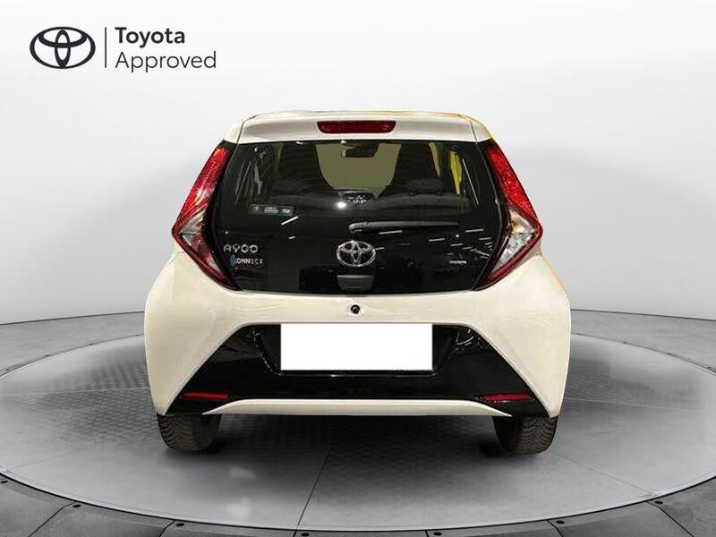 Toyota Aygo 1.0 72 CV x-play