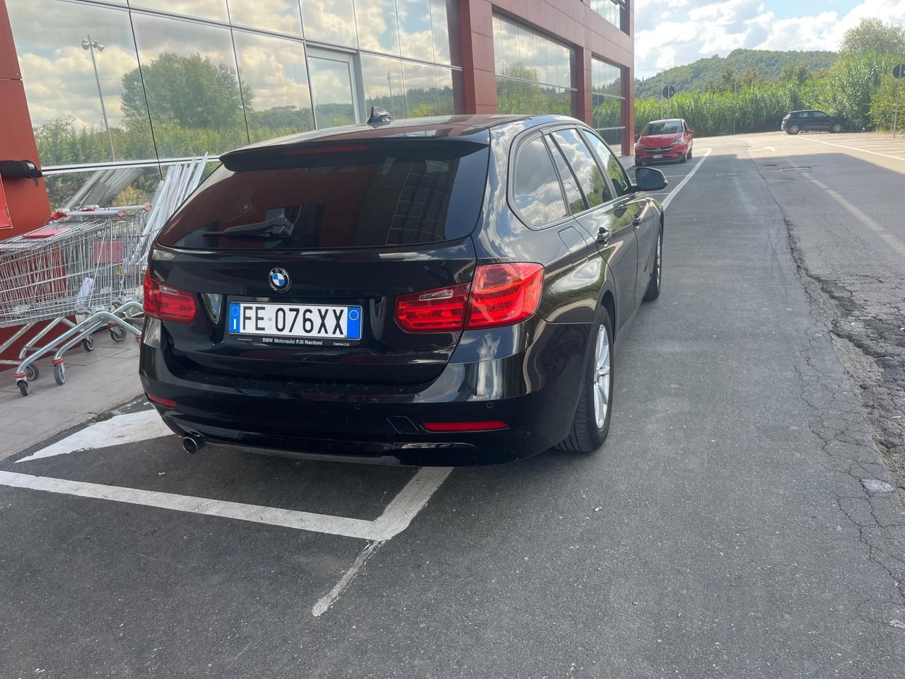 Bmw 320d Touring Business aut. 2014 2.0 DIESEL 184 cv