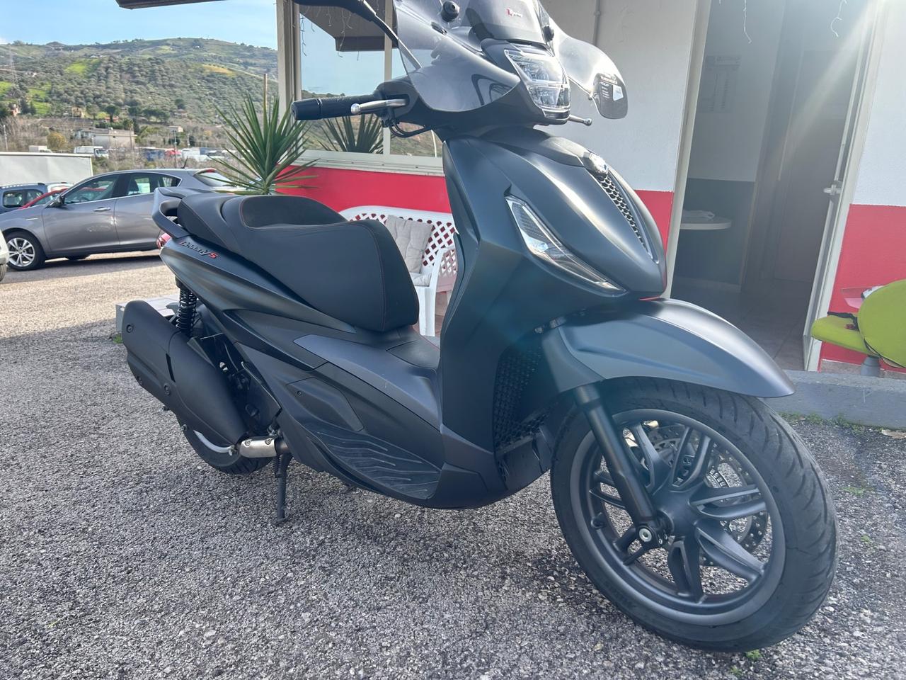 Piaggio beverly 400 s