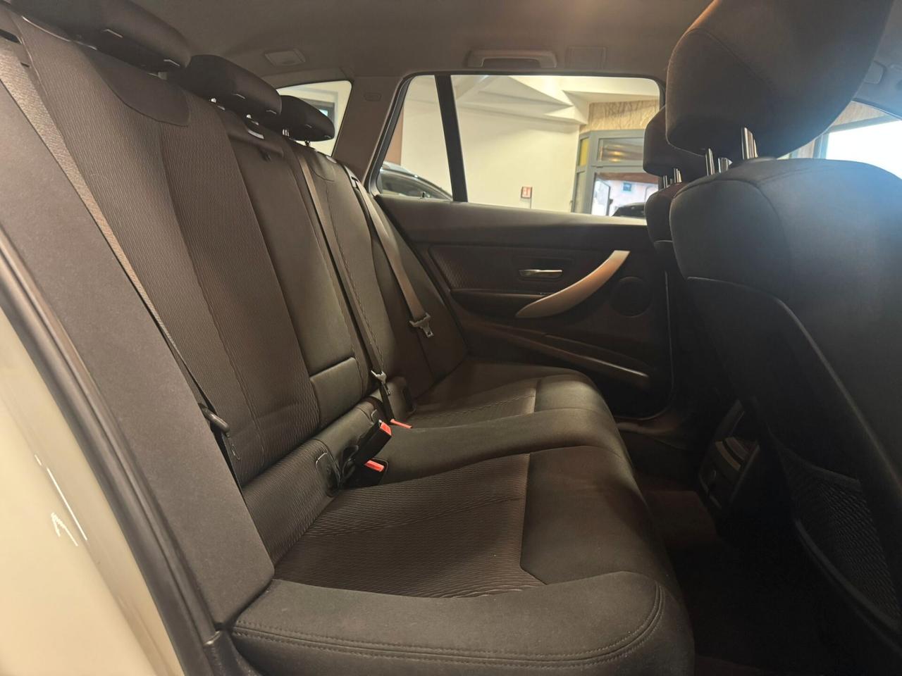 Bmw 320 320d xDrive Touring Business Advantage