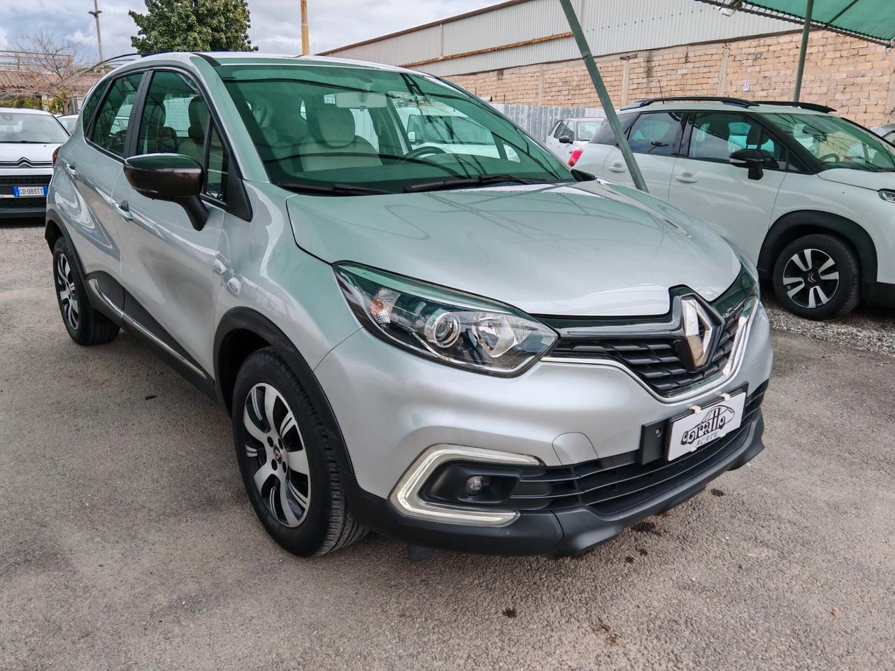 Renault Captur dCi 8V 90 CV EDC Business