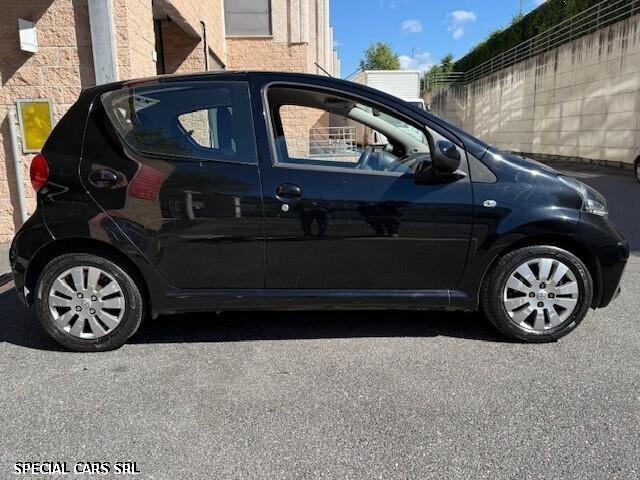 Toyota Aygo 1.0 12V VVT-i 5 porte