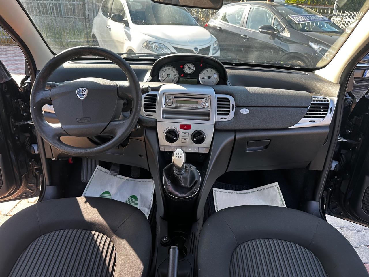 Lancia Ypsilon 1.2 69 CV 5 porte S&S Gold