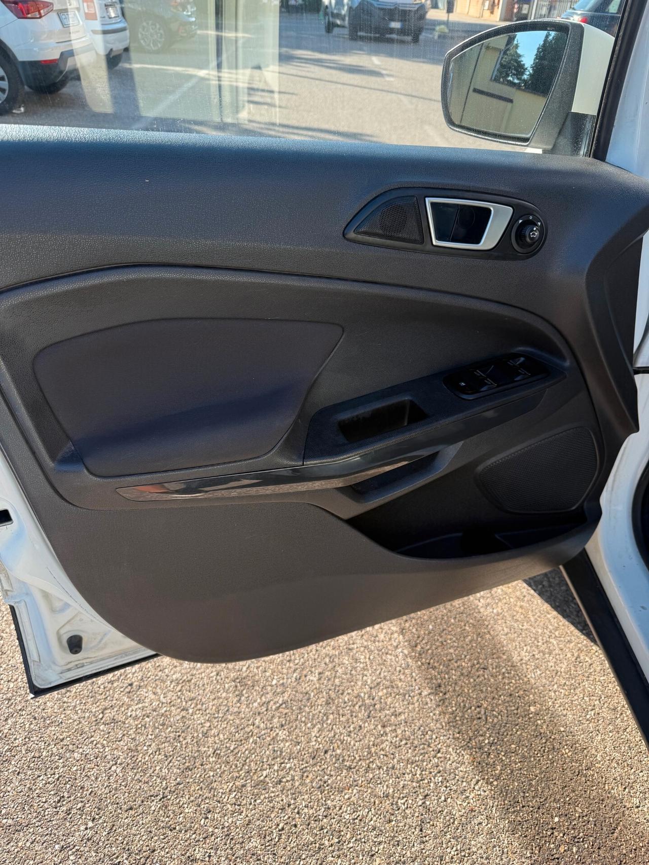 Ford EcoSport 1.5 tdci - NEOP. - 12 MESI DI GARANZIA -